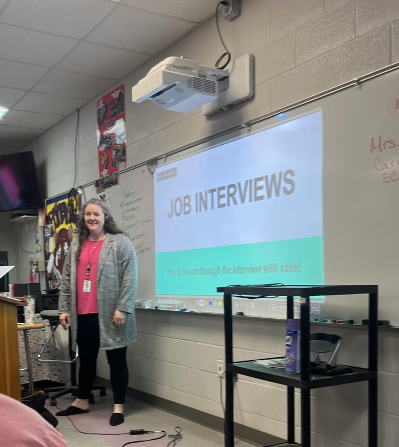 Candy Blackman presenting to Mrs. Richs class. Picture from Kate Prickett